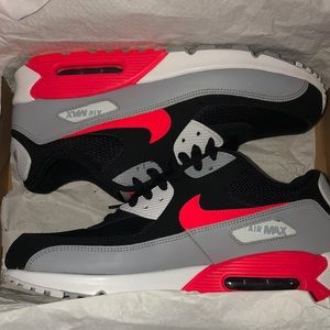 Air Max 90 Essential 'Bright Crimson'